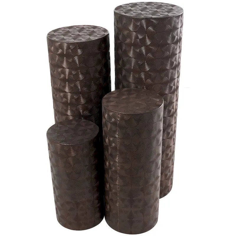 Tables d'appoint sur pied en fer brun, design martelé / coquille, lot de 4